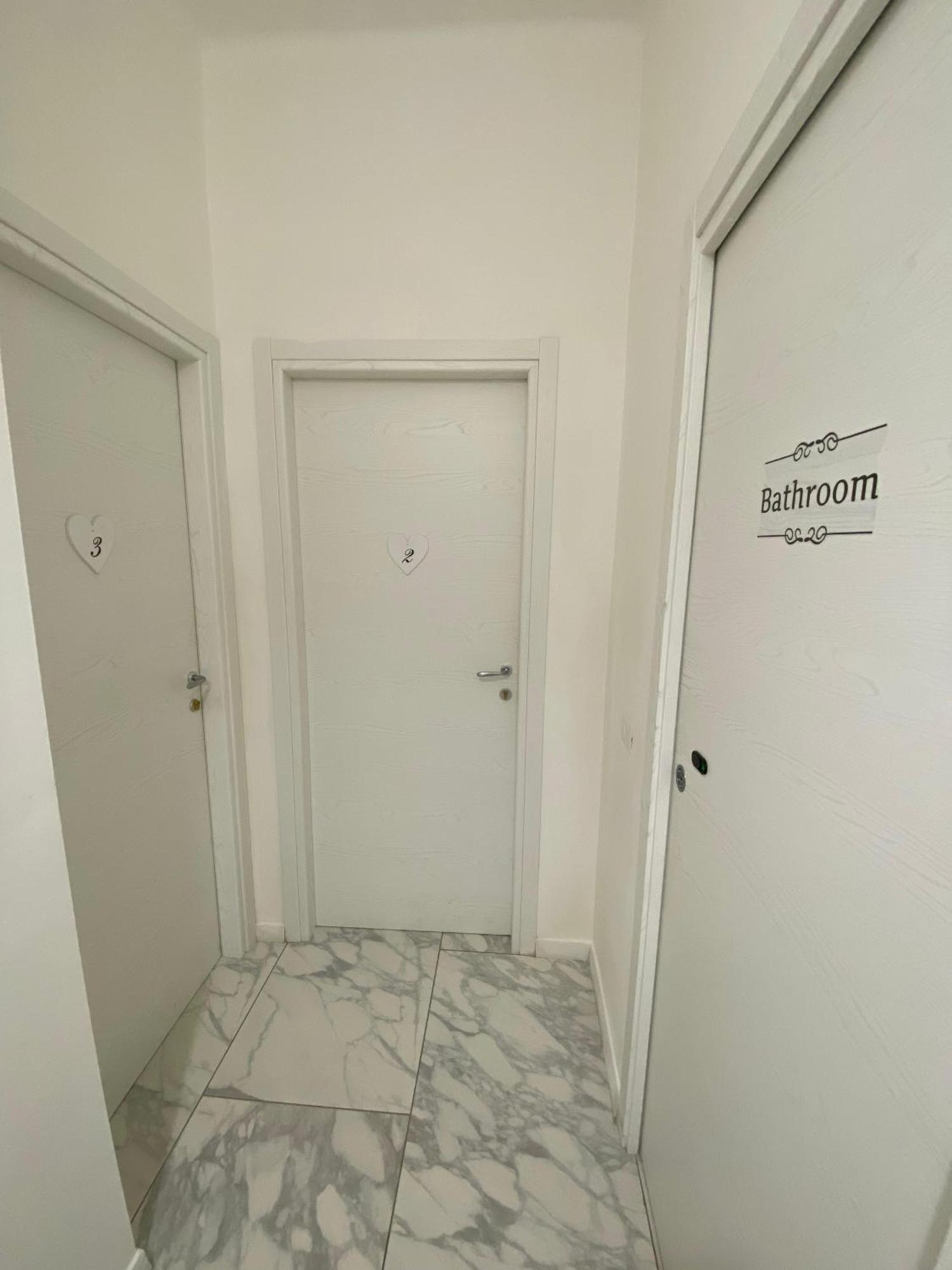 Ennio Rooms 巴里 外观 照片