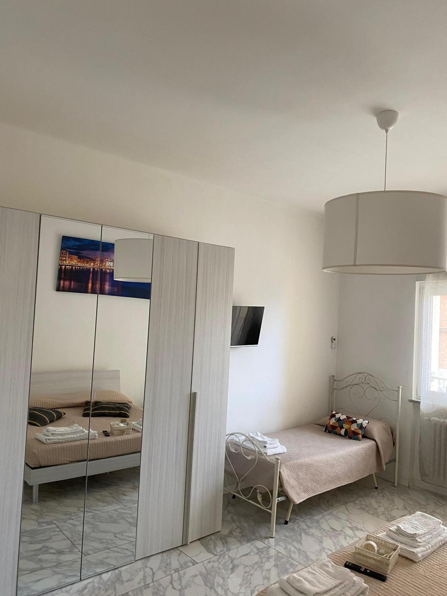 Ennio Rooms 巴里 外观 照片