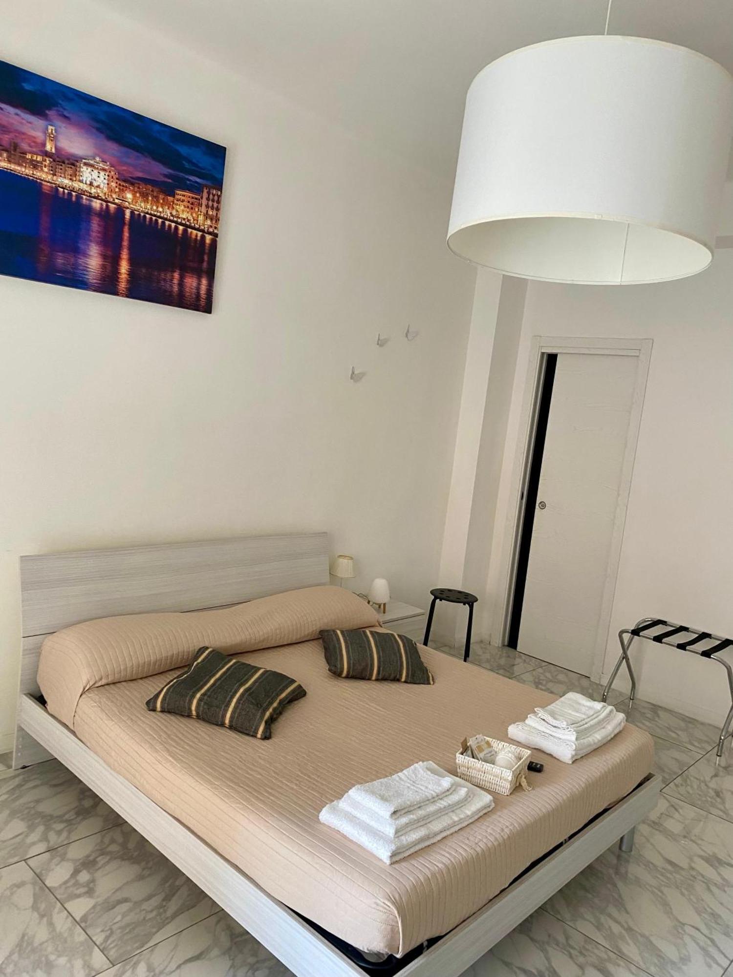Ennio Rooms 巴里 外观 照片